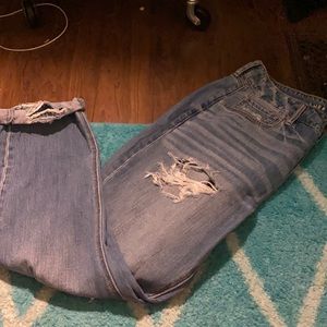 American eagle Tomgirl jeans